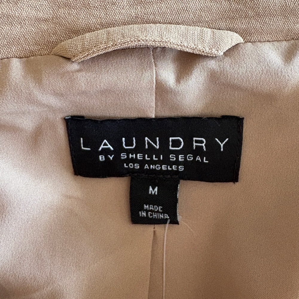 Laundry By Shelli Segal Cropped Shirt Jacket in camel - Picture 4 of 11